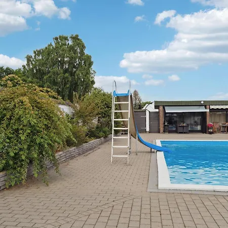 1 Bedroom Stunning In Hotel