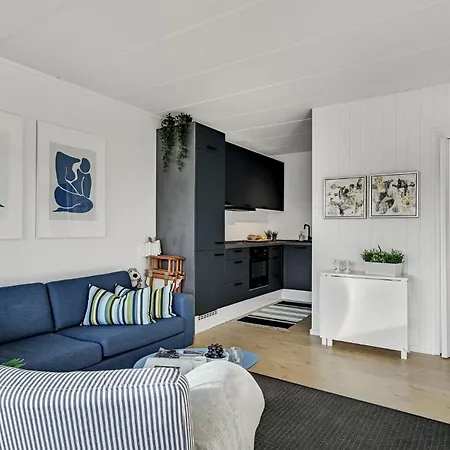 1 Bedroom Stunning In