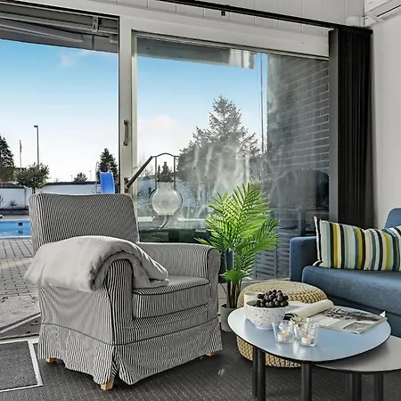 Ξενοδοχείο 1 Bedroom Stunning In